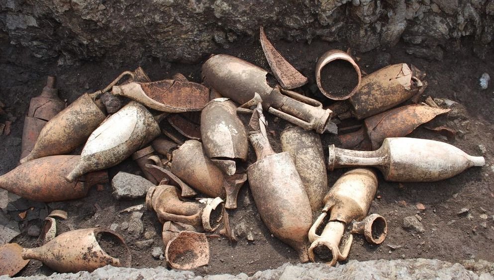 Amphores romaines Corent - Matthieu Poux interview Amphores romaines découvertes à Corent, ancienne capitale du peuple arverne (Auvergne)